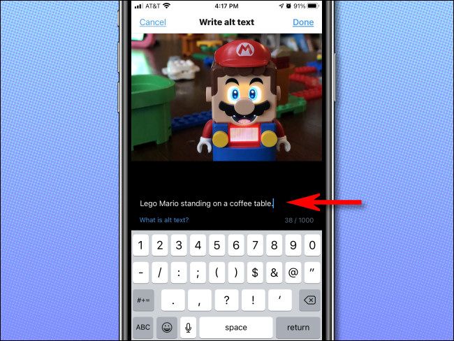 Поле ввода описания в мобильном приложении Twitter: введите alt-текст, затем нажмите «Готово».