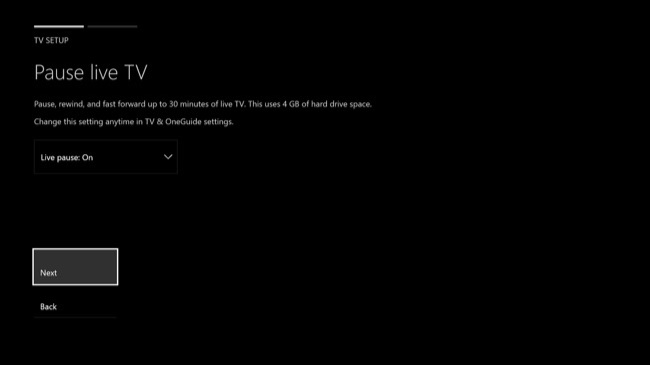 Включение паузы живого ТВ и подтверждение использования диска