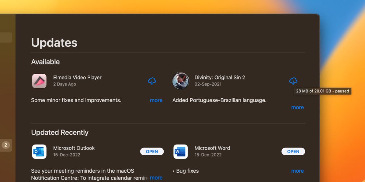 Приостановленное обновление в App Store с иконкой облака для возобновления