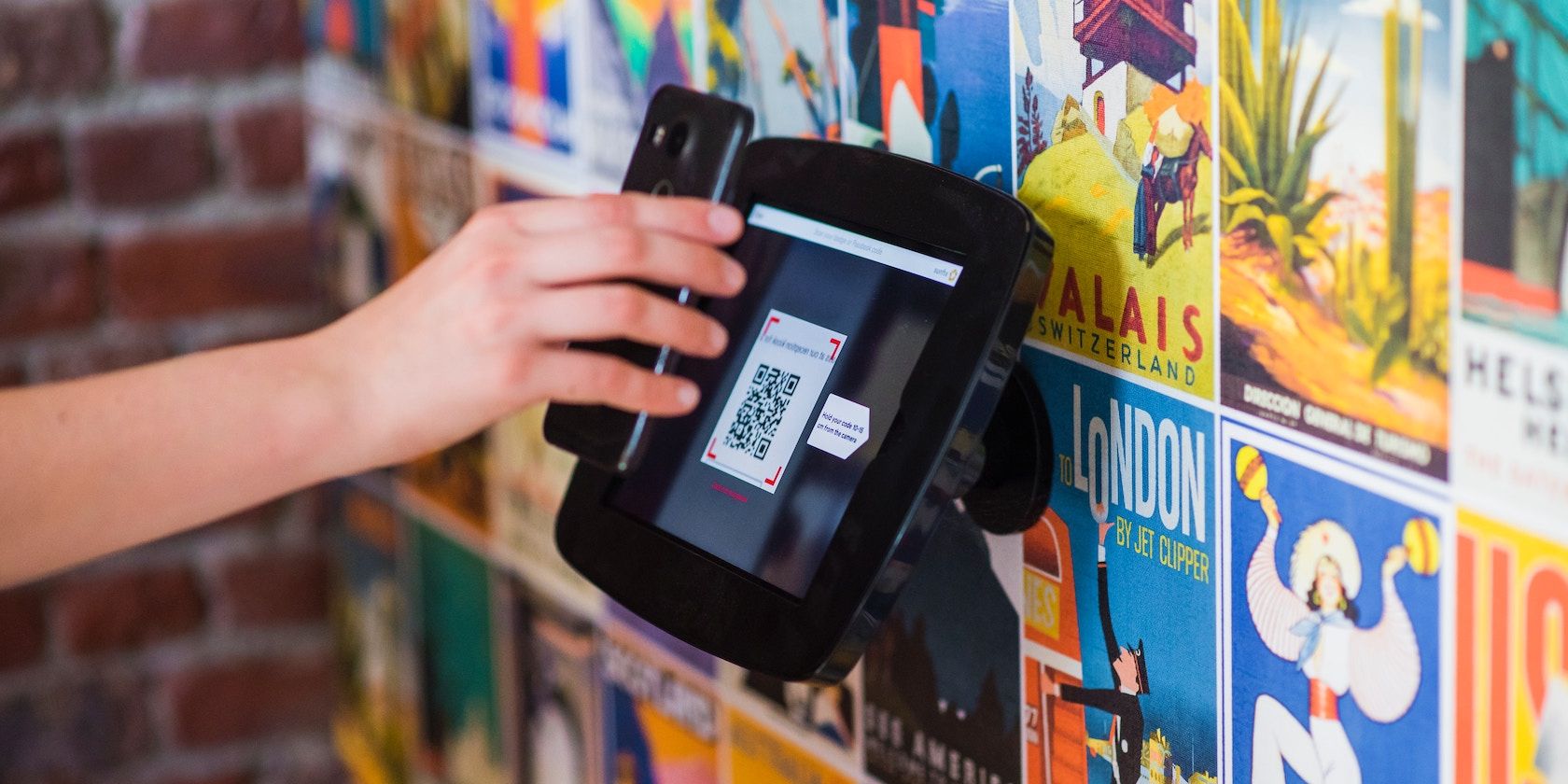 Генератор QR‑кодов на React