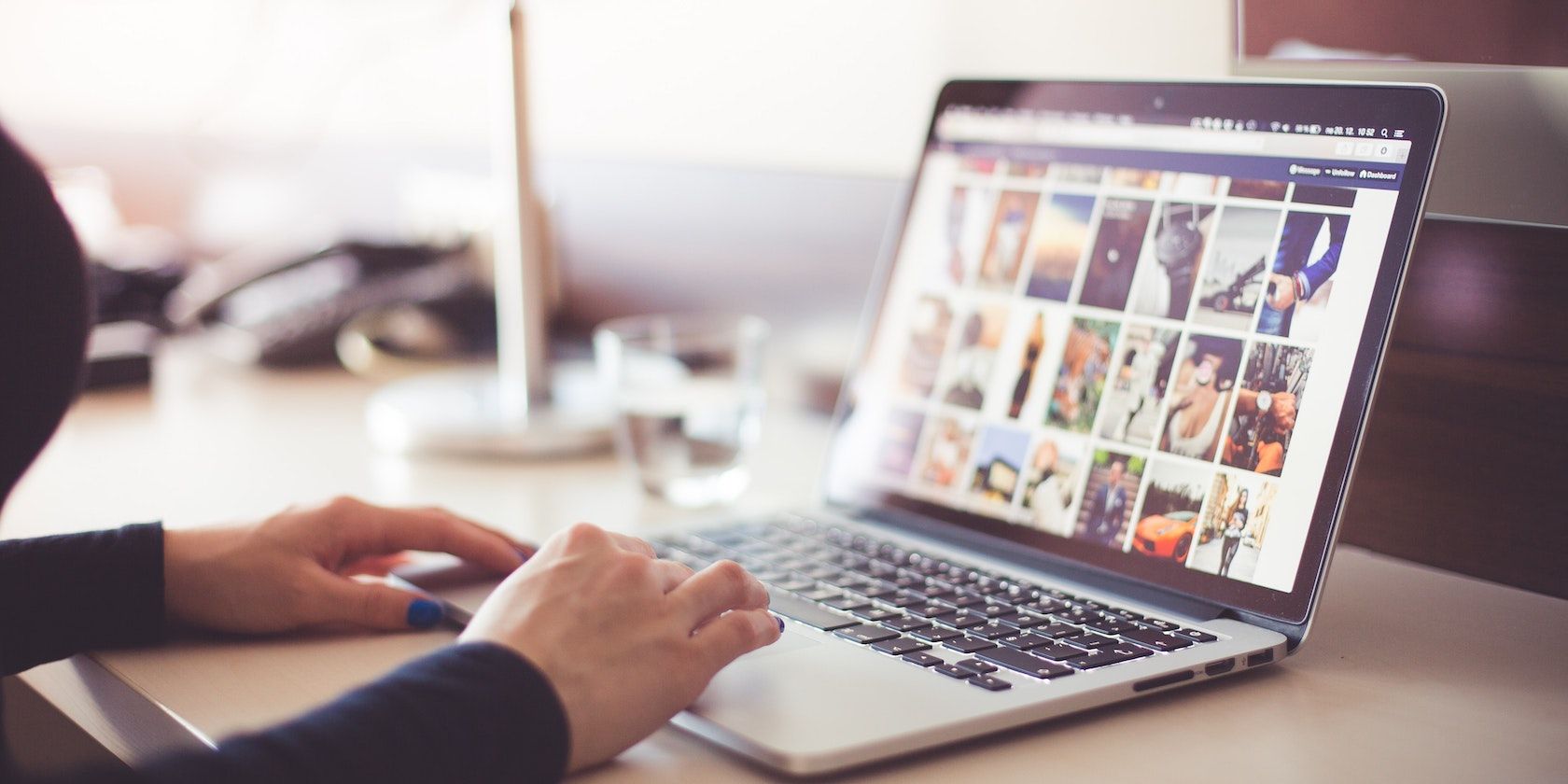 Подписи и ключевые слова в Фото на Mac