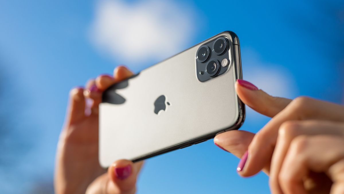 Как надёжно скрыть приватные фото и видео