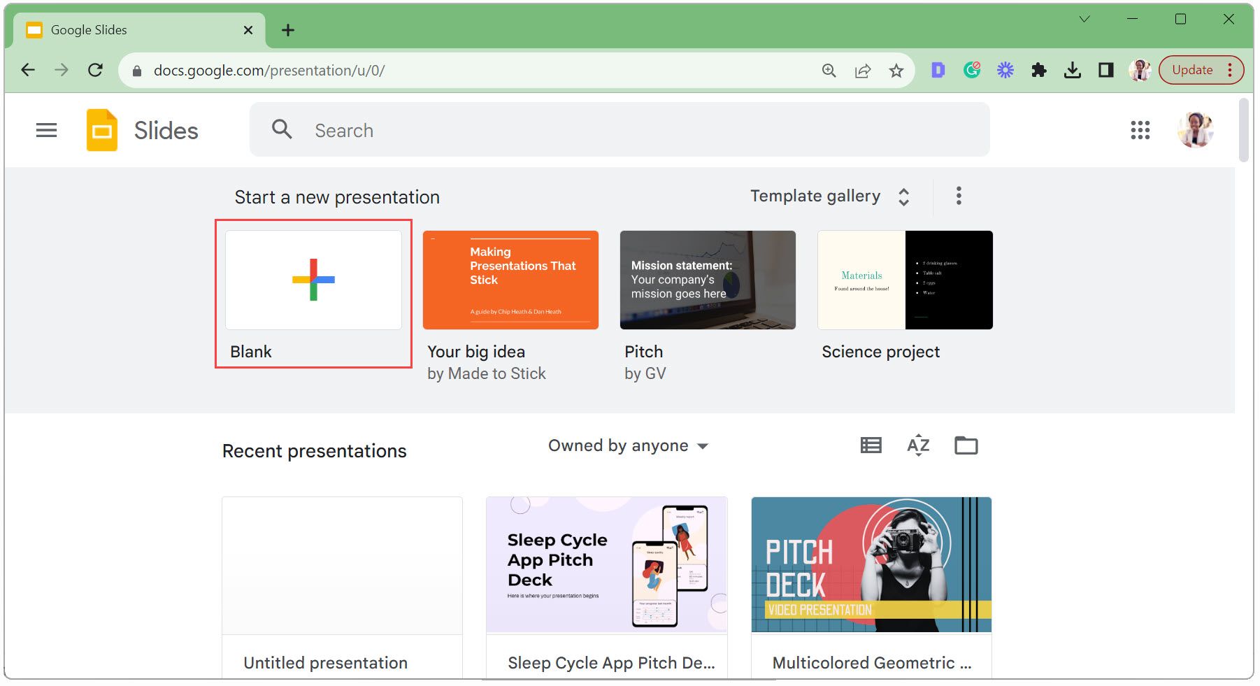 Выберите Пустая презентация в Google Slides
