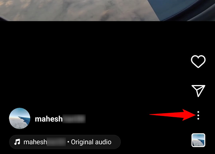 Нажмите три точки в правой панели.