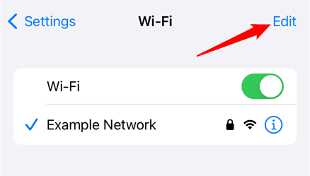 Нажмите «Изменить», чтобы посмотреть список сохранённых сетей. 