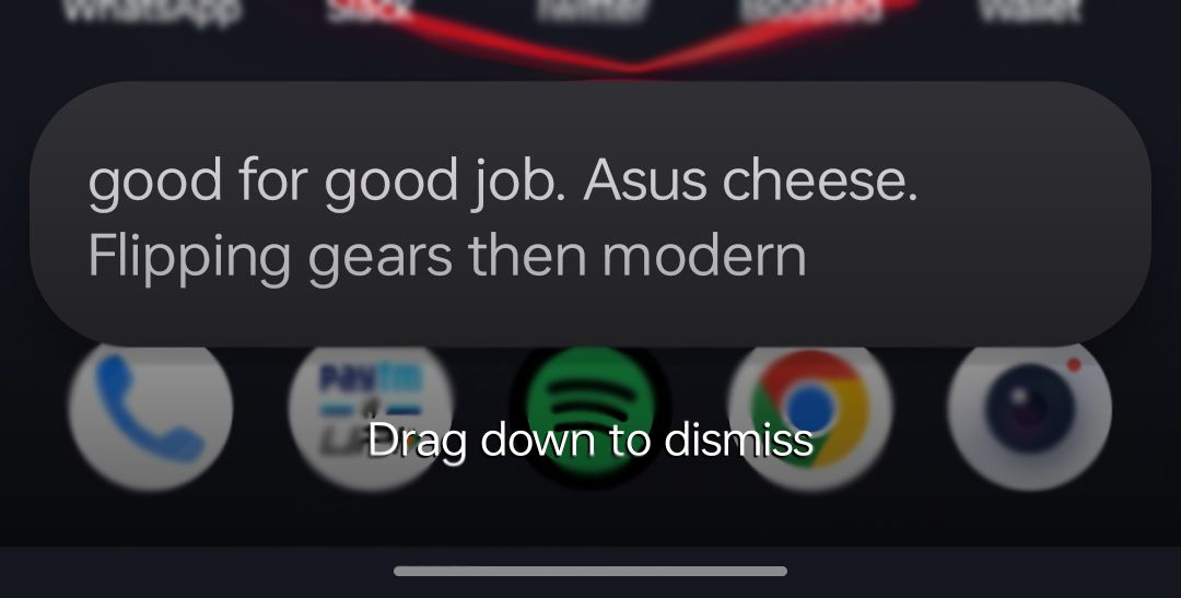 Перетаскивание окна Live Caption вниз для закрытия