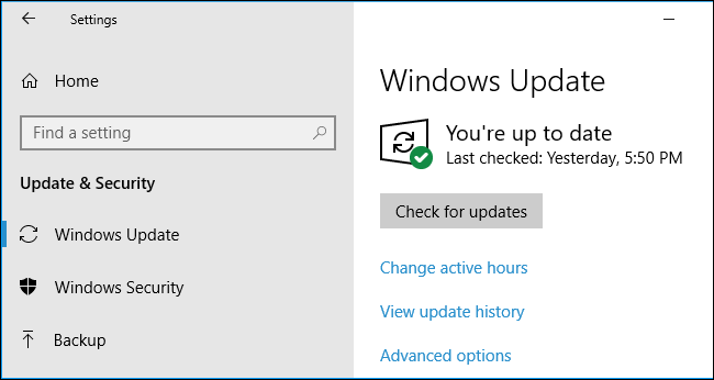 Скриншот: окно Windows Update и процесс загрузки драйверов