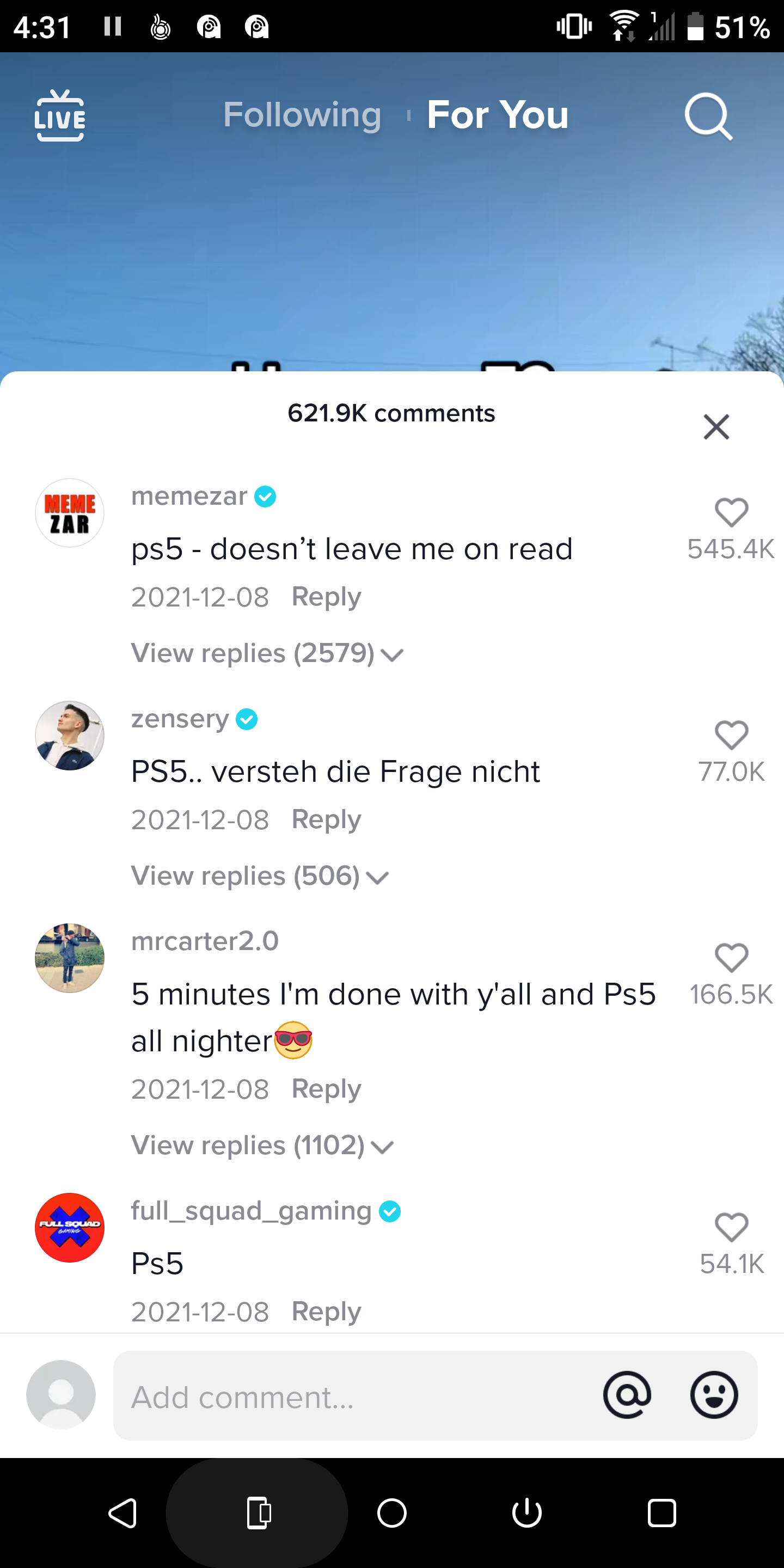 Комментарии под видео в TikTok
