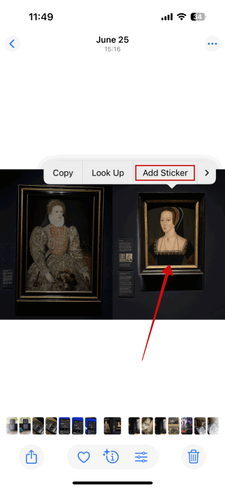 Toccare Aggiungi sticker nell'app Foto su iOS