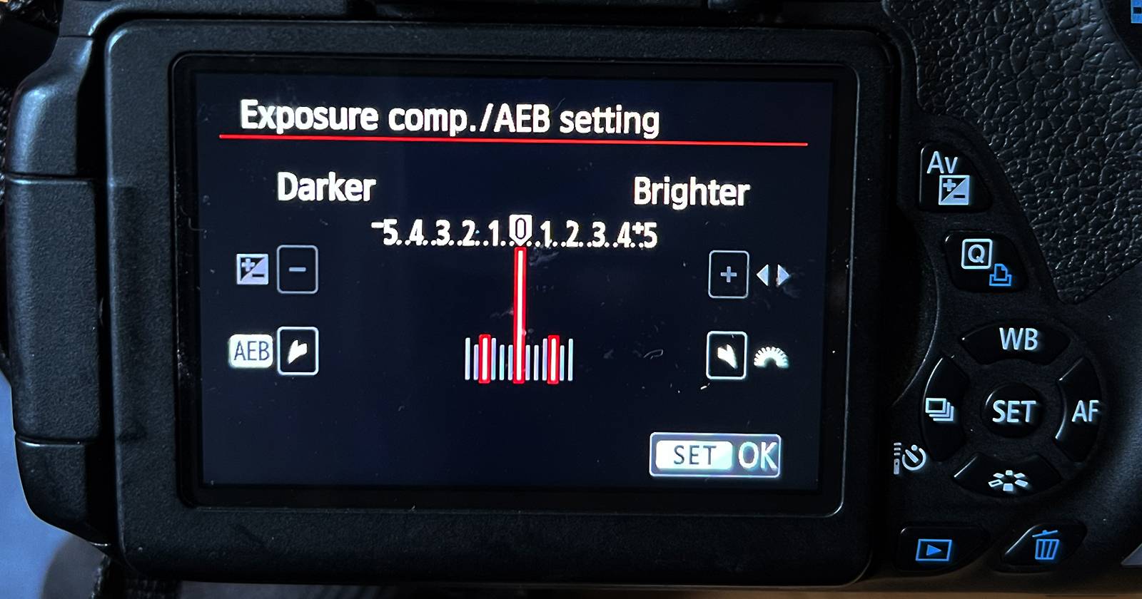 Canon DSLR AEB settings.