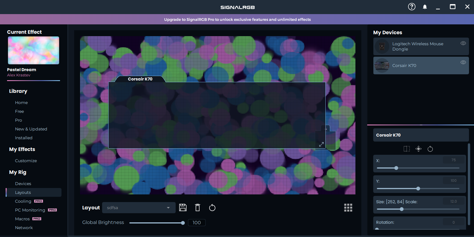 Окно SignalRGB с меню макетов, демонстрирующее пастельный RGB-эффект.
