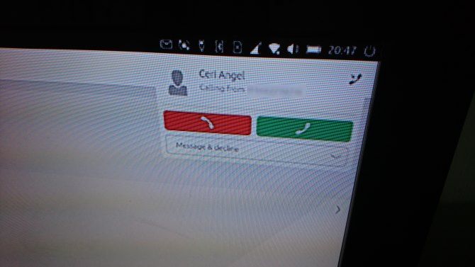 Ubuntu Touch Convergence Incoming Call
