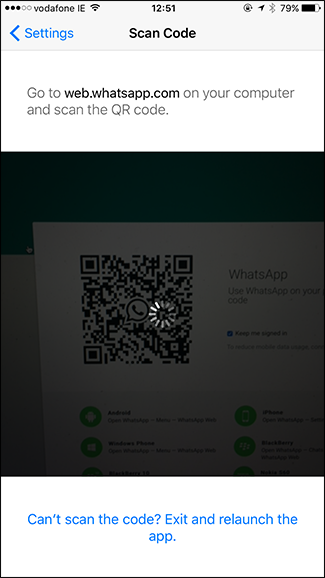 Сканирование QR-кода камерой телефона в WhatsApp