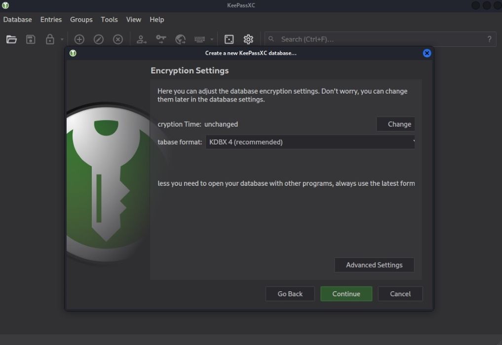 Экран выбора формата базы и параметров шифрования в KeePassXC