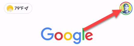 Нажмите на иконку профиля в правом правом углу экрана приложения Google.