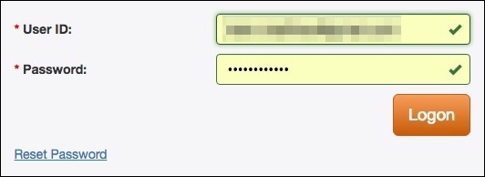 Пример формы в Safari с жёлтым выделением автозаполненных полей