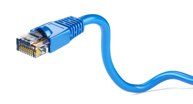 Крупный план разъёма RJ45 на Ethernet-кабеле.