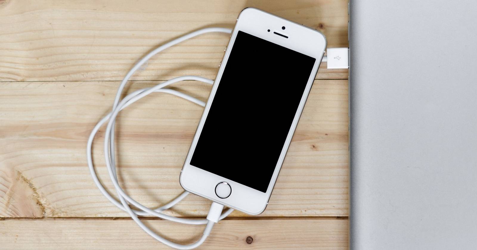 An iPhone connected to PC 