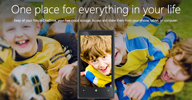 Иллюстрация интерфейса OneDrive и уведомления о превышении лимита