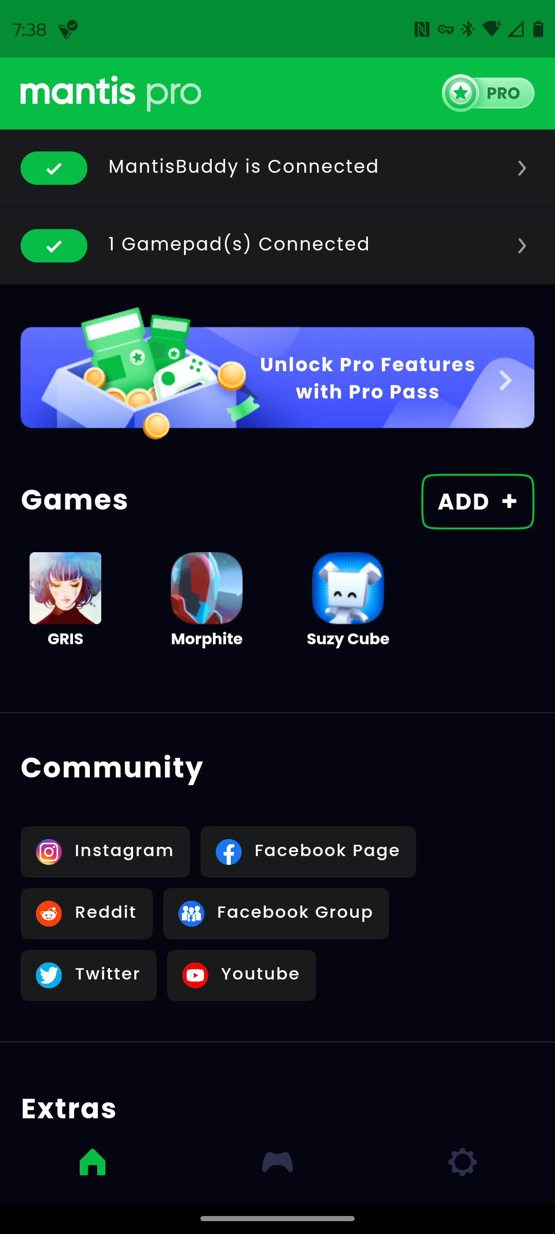 Mantis Gamepad Pro с тремя добавленными играми.