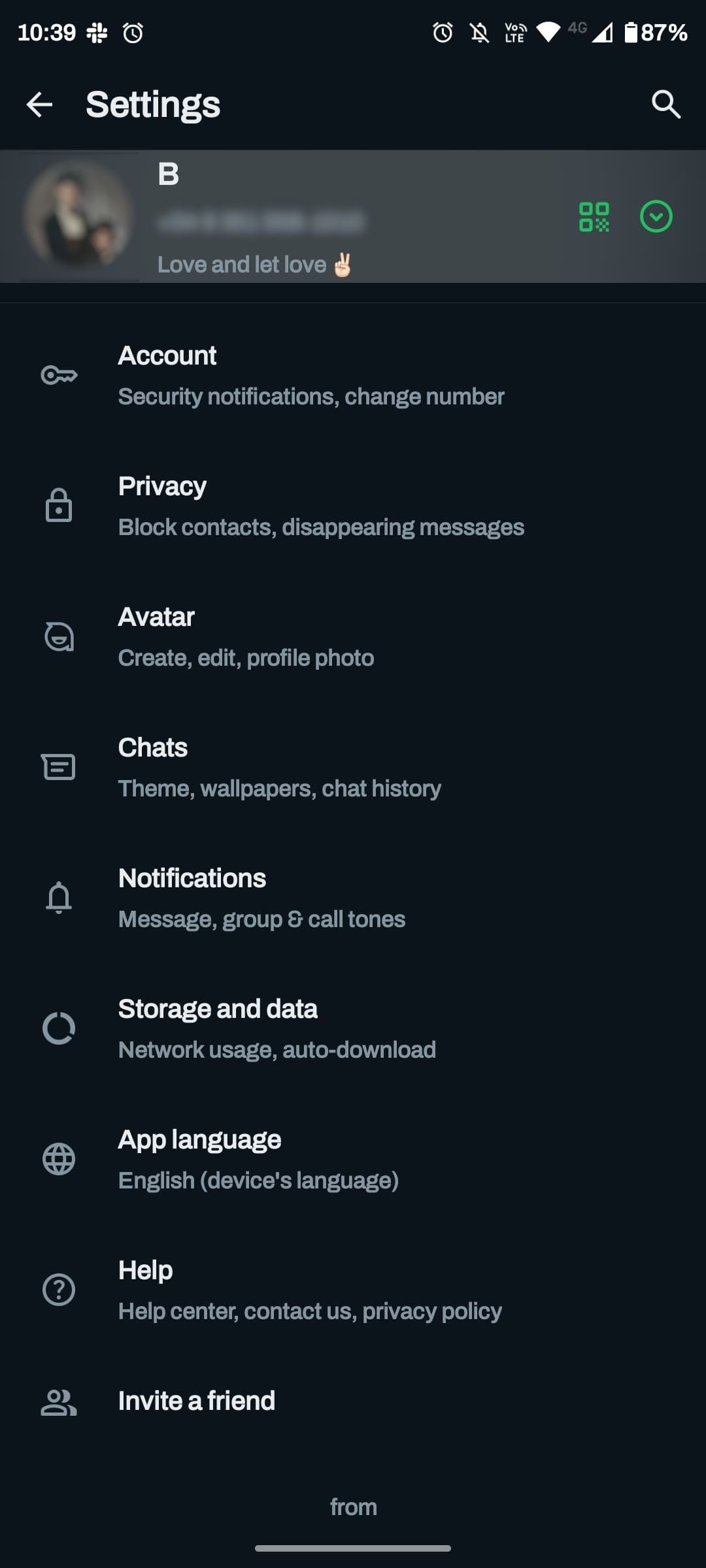 Пункт аккаунта выделен в настройках WhatsApp