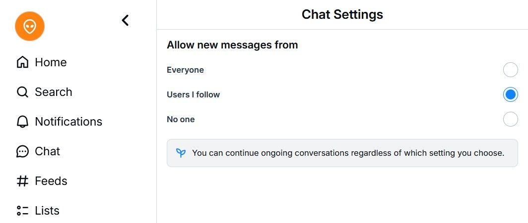 Окно настройки приватных сообщений (Chat Settings) в Bluesky.