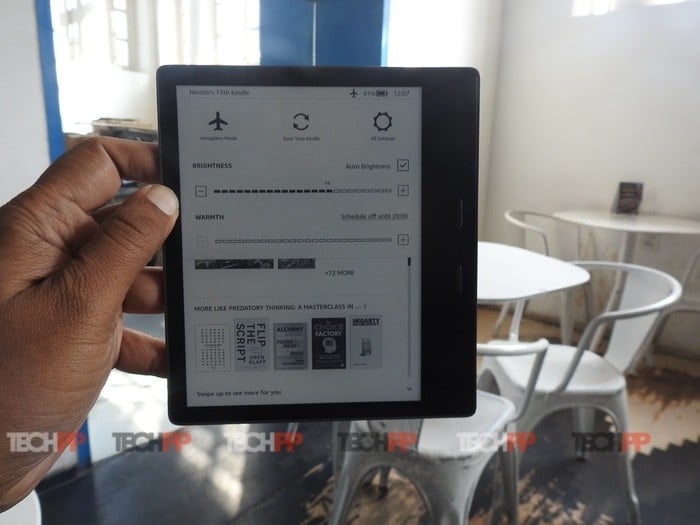 Настройка Kindle: переключатель Инвертировать чёрное и белое
