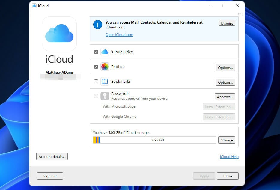 Окно параметров iCloud для Windows: выбор iCloud Drive и Фото