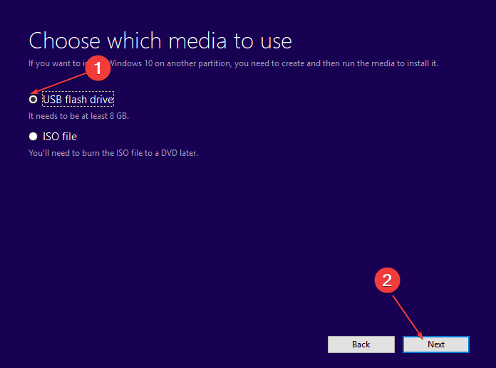 Меню выбора загрузки с носителя установки
