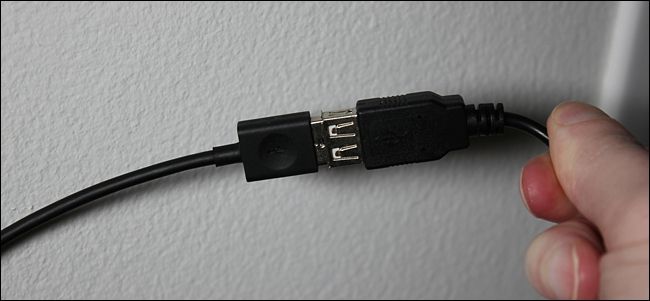 Устройство включено и работает от PoE
