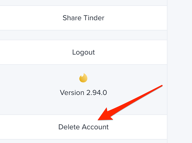 Нажмите Удалить аккаунт в разделе Мой профиль на сайте.