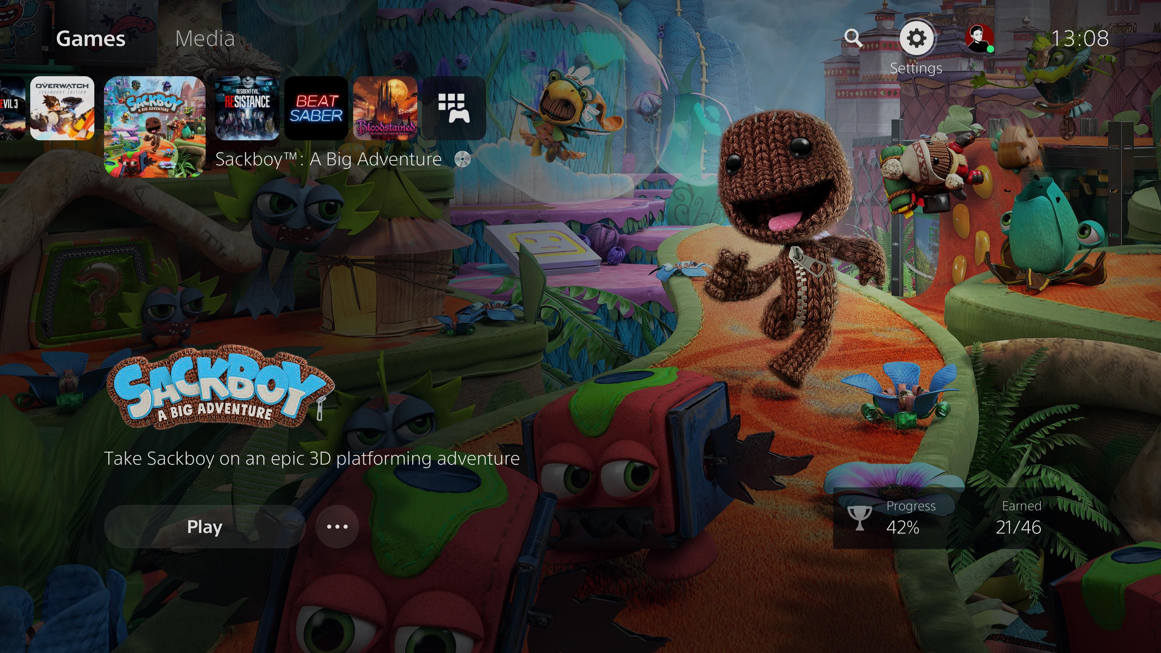 Экран домашней страницы PS5 с иконкой настроек