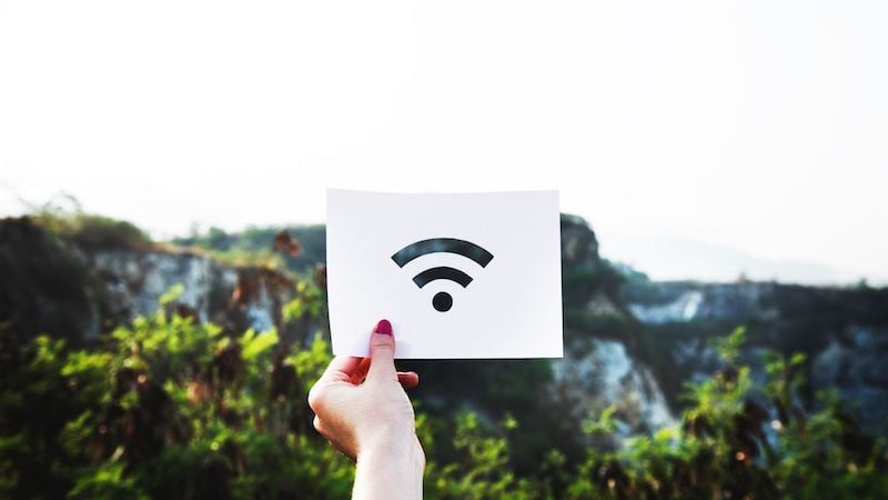 Поделиться Wi‑Fi на Android 12 через Nearby Share