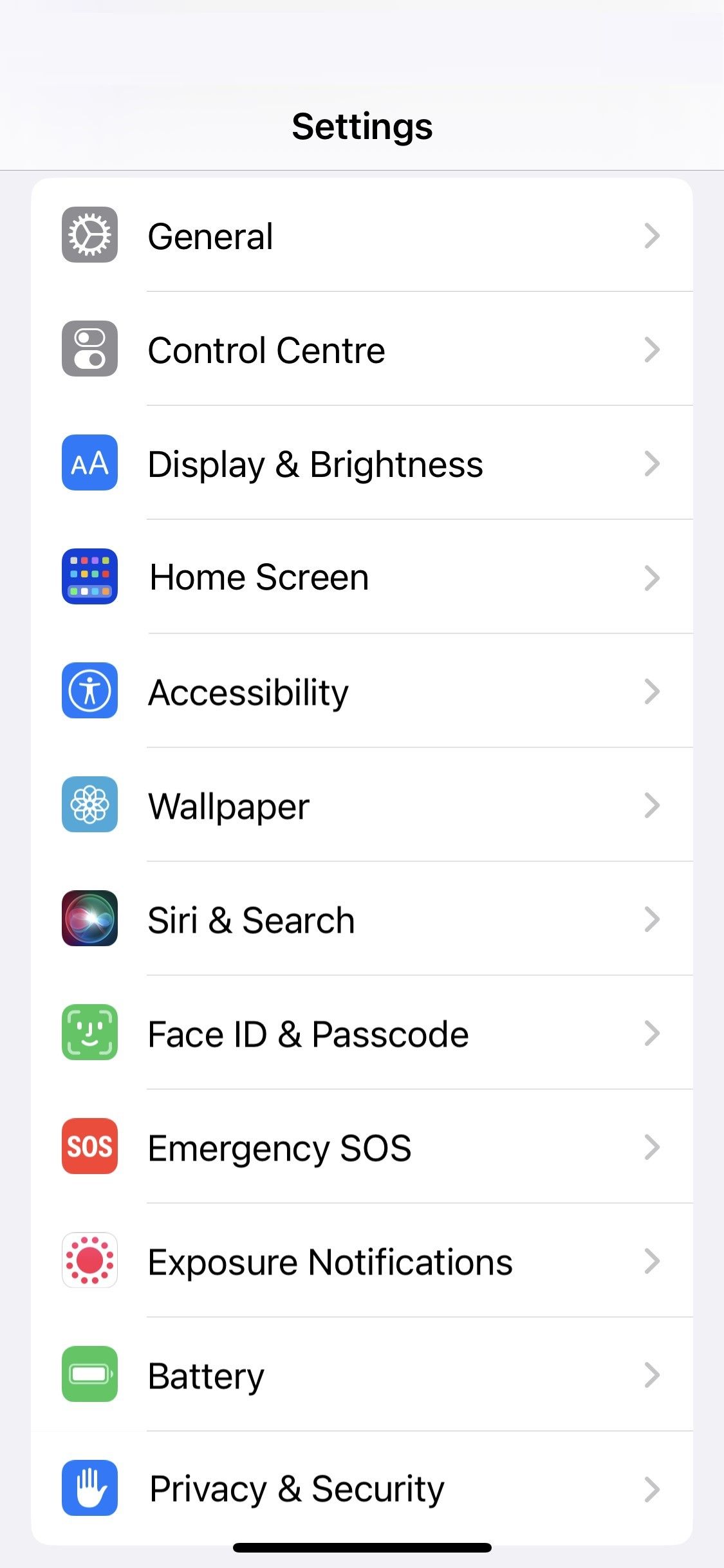 Перейдите в Основные в настройках iPhone