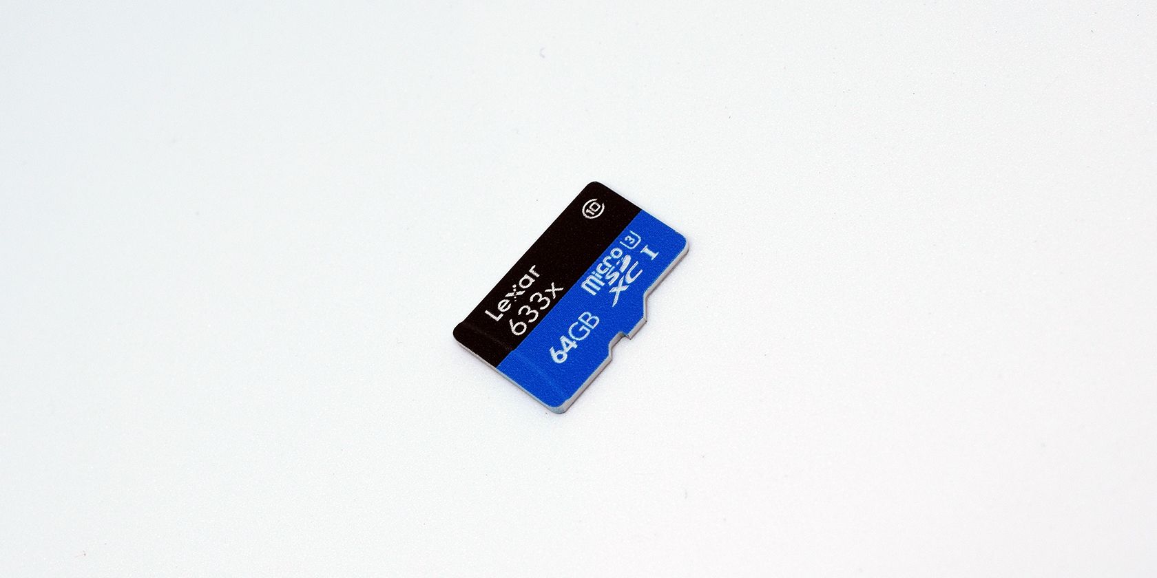 microSD карта 64GB марки Lexar