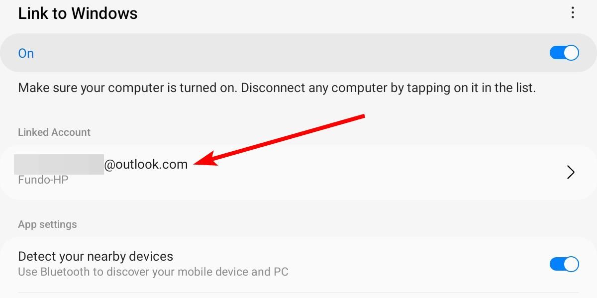Выбор учётной записи Microsoft в приложении Link to Windows на Android.