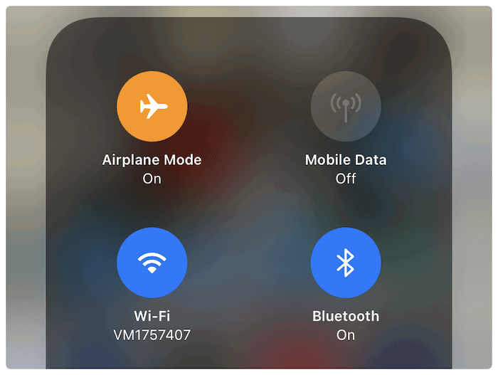 Режим самолёта на iPhone.