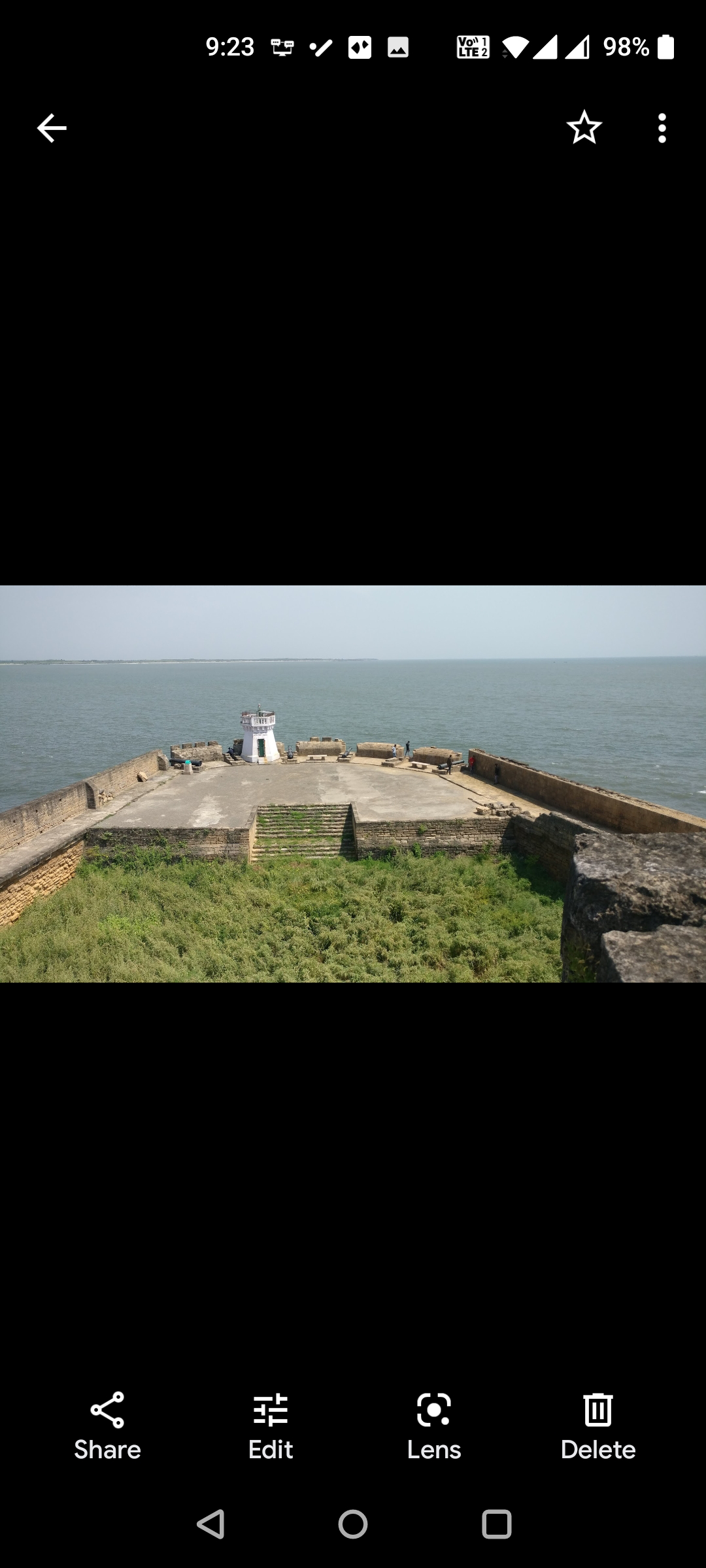 Выберите Изменить в Google Фото