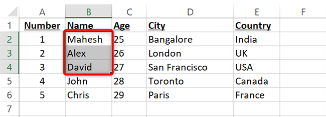 Выделите строки в Excel.