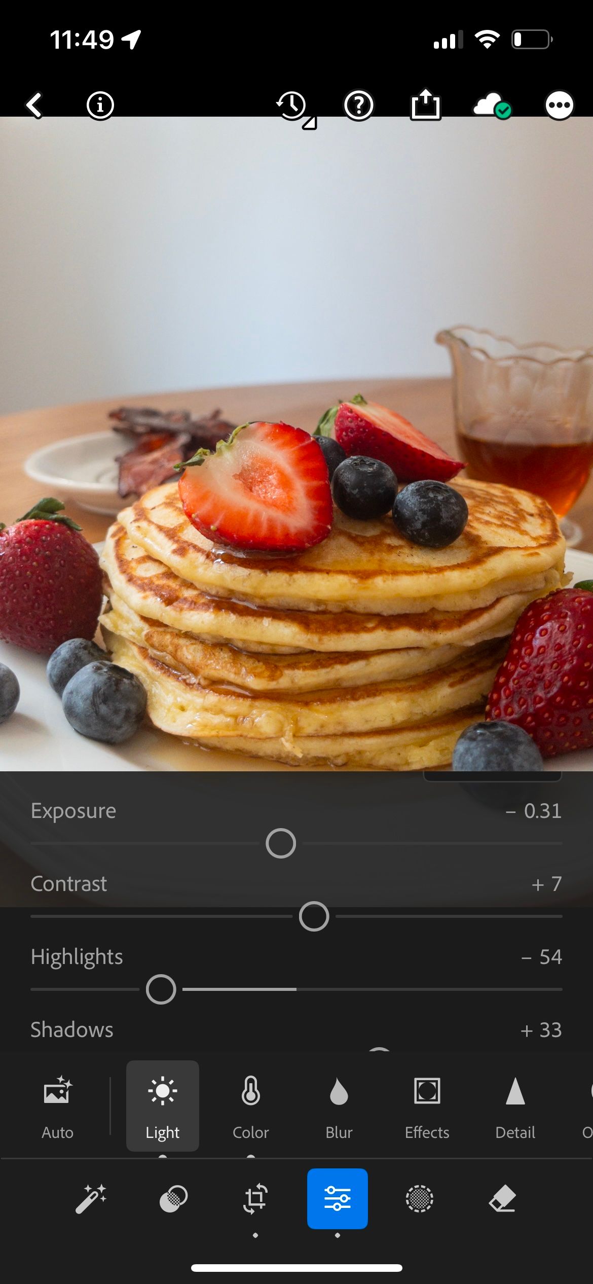 Инструменты экспозиции в Lightroom Mobile