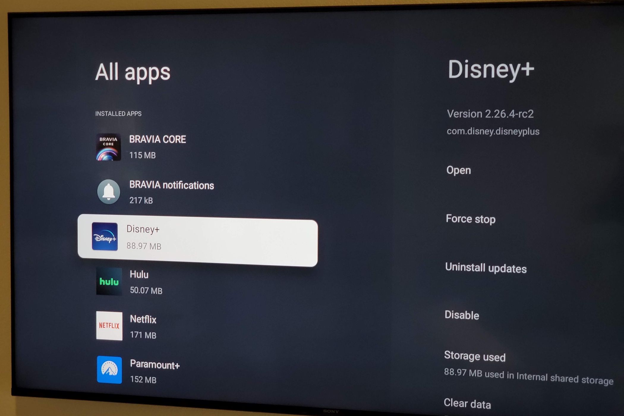 Список всех приложений Google TV в настройках