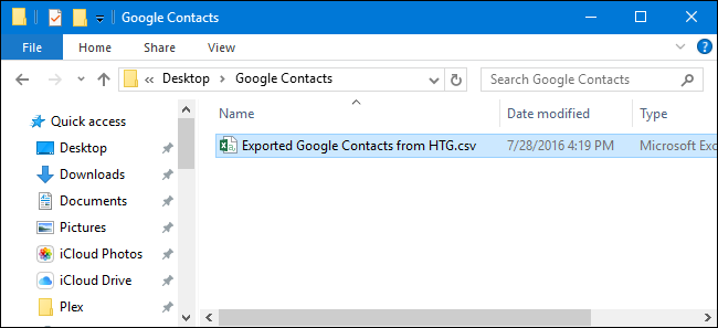 Загруженный CSV-файл 'Google Contacts' в папке Загрузки