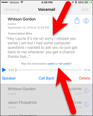 Транскрибированное голосовое сообщение отображается под воспроизведением