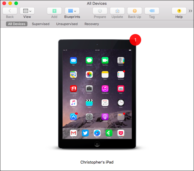 Устройство отображается в Apple Configurator