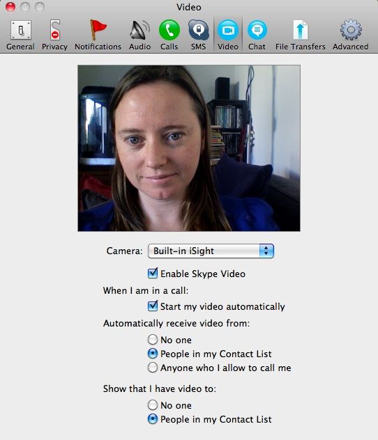 установка веб-камеры в комнате