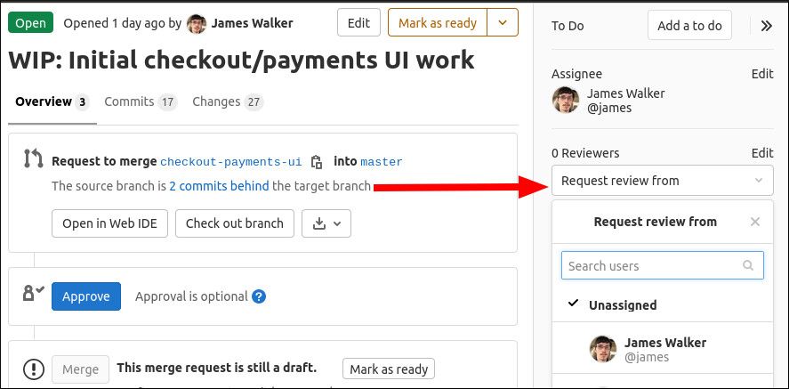 Скриншот: назначение рецензентов в GitLab Merge Request