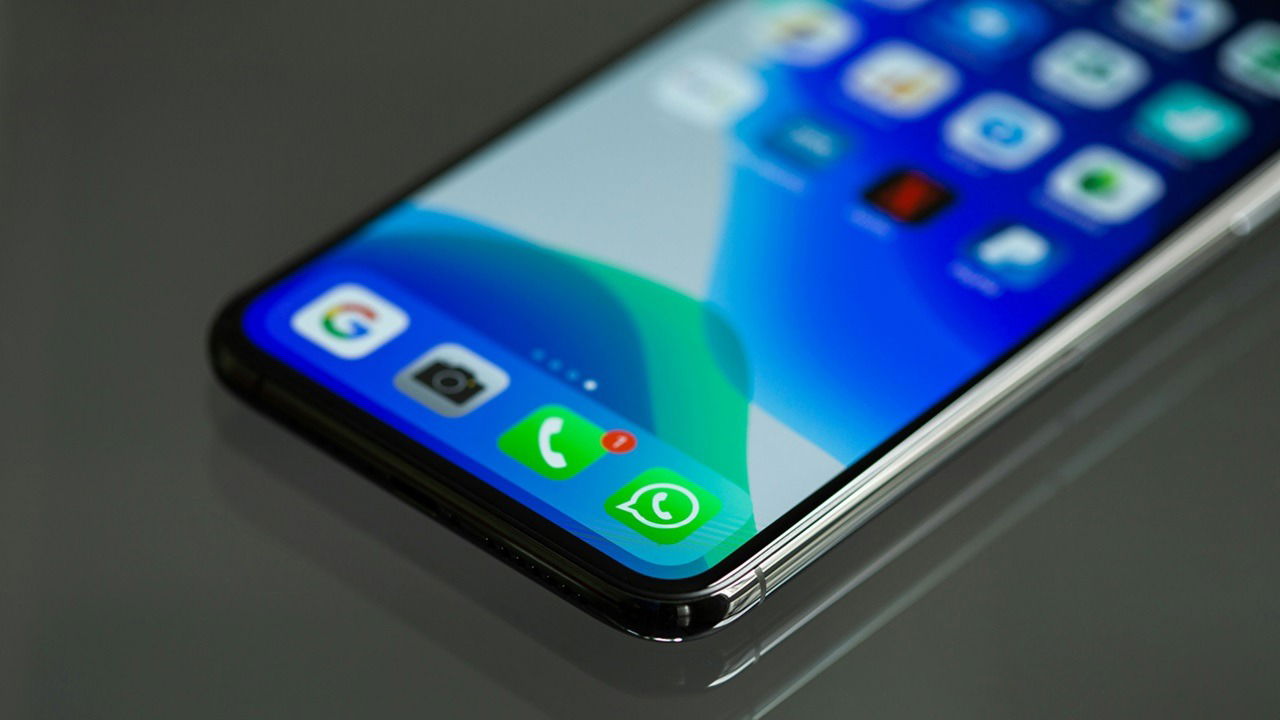 Как редактировать сообщения в WhatsApp