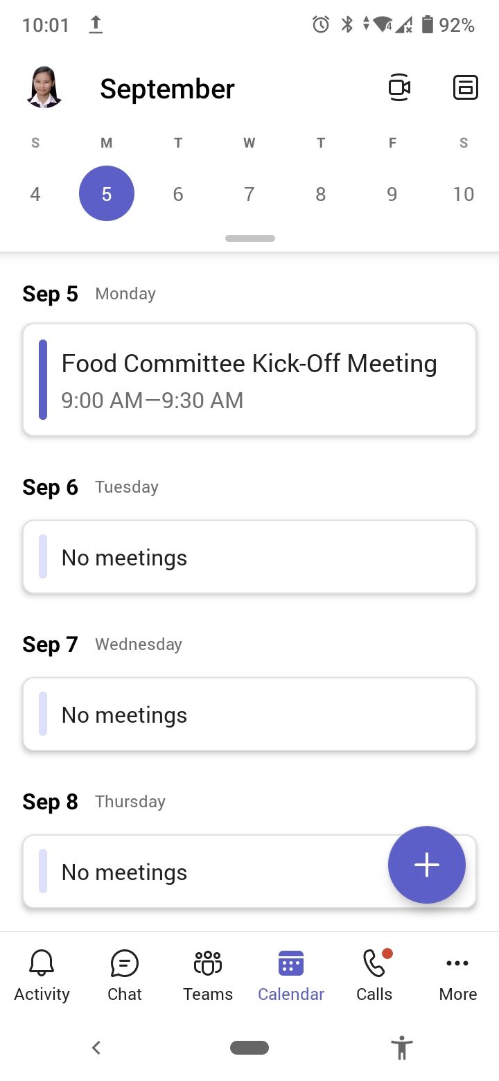 Мобильный календарь Teams с запланированной встречей