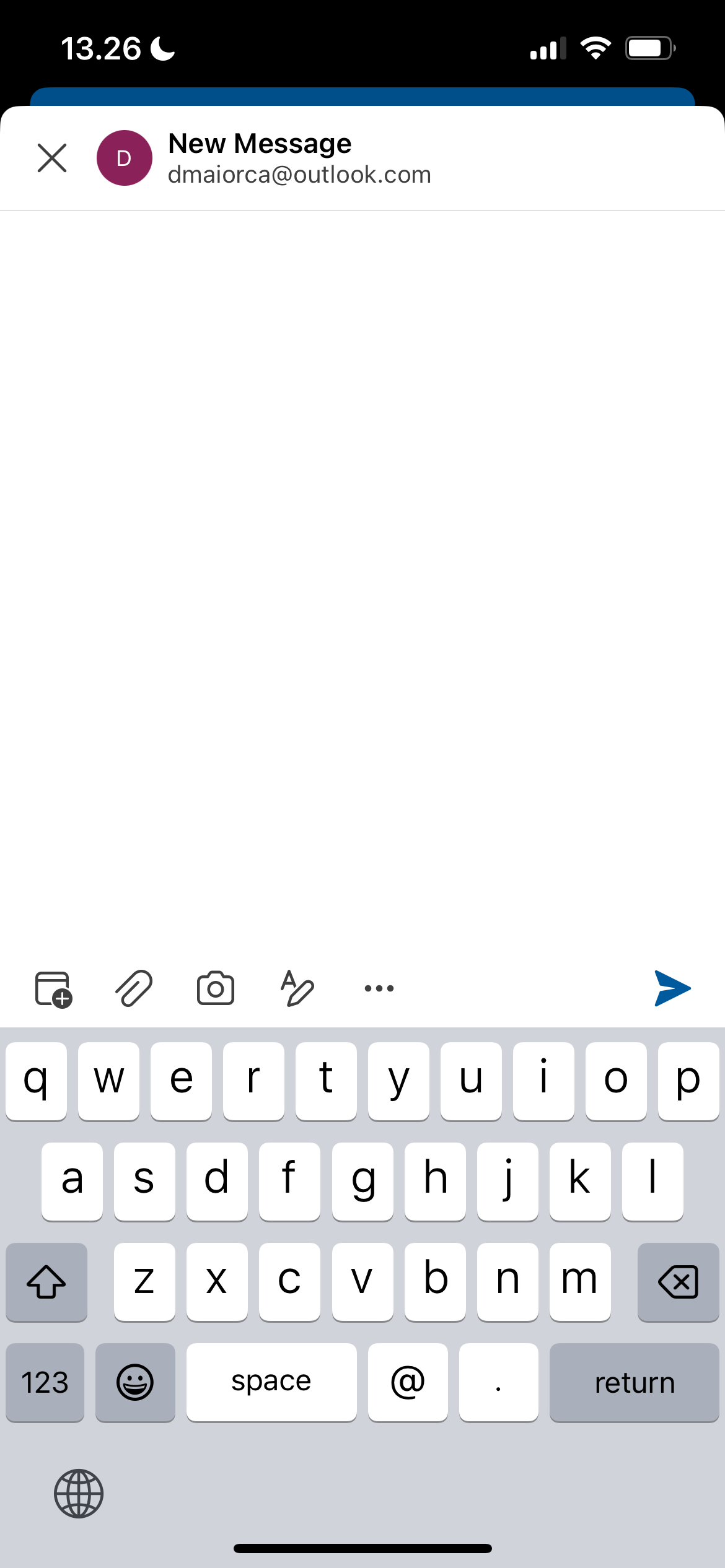 Нажмите стрелку для отправки письма в мобильном Outlook