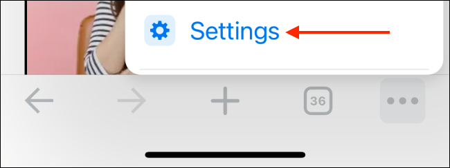 Нажмите Настройки в меню Chrome на iPhone